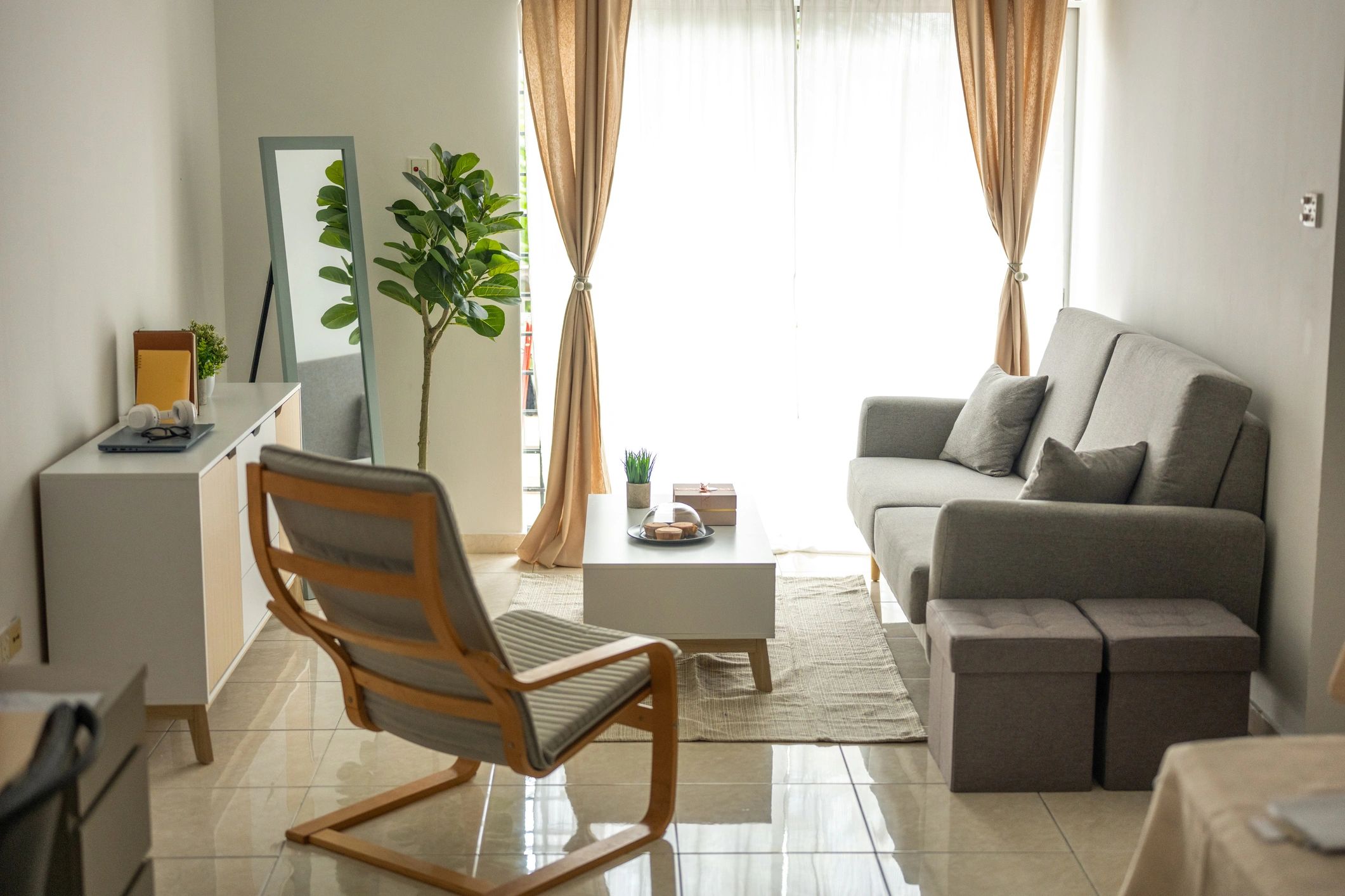 Modern living room interior suitable for ductless cooling